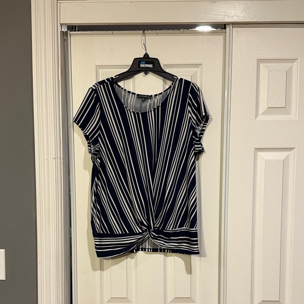 Adrianna Papell Navy and White Striped Short Sleeve Top